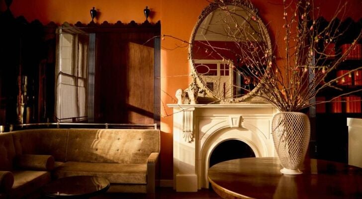 Grand Hotel Bellevue London