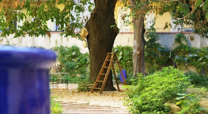 L'Abeille - Boutique Apartments