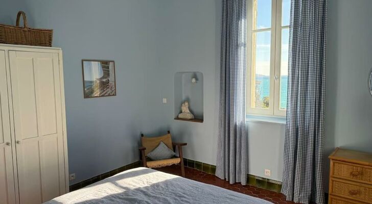 Villa Medjé, sur la Corniche Kennedy avec vue mer